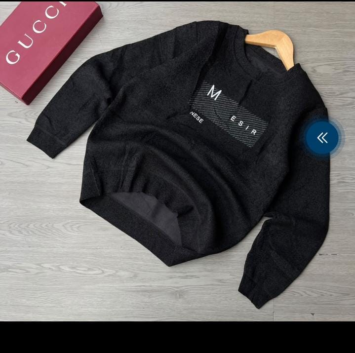 Heavy-material black knit