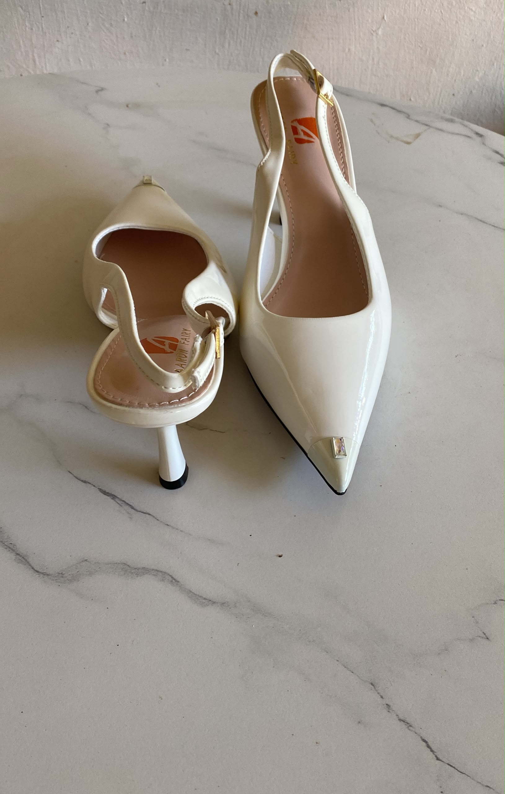Women Pointed-Toe Heel Black